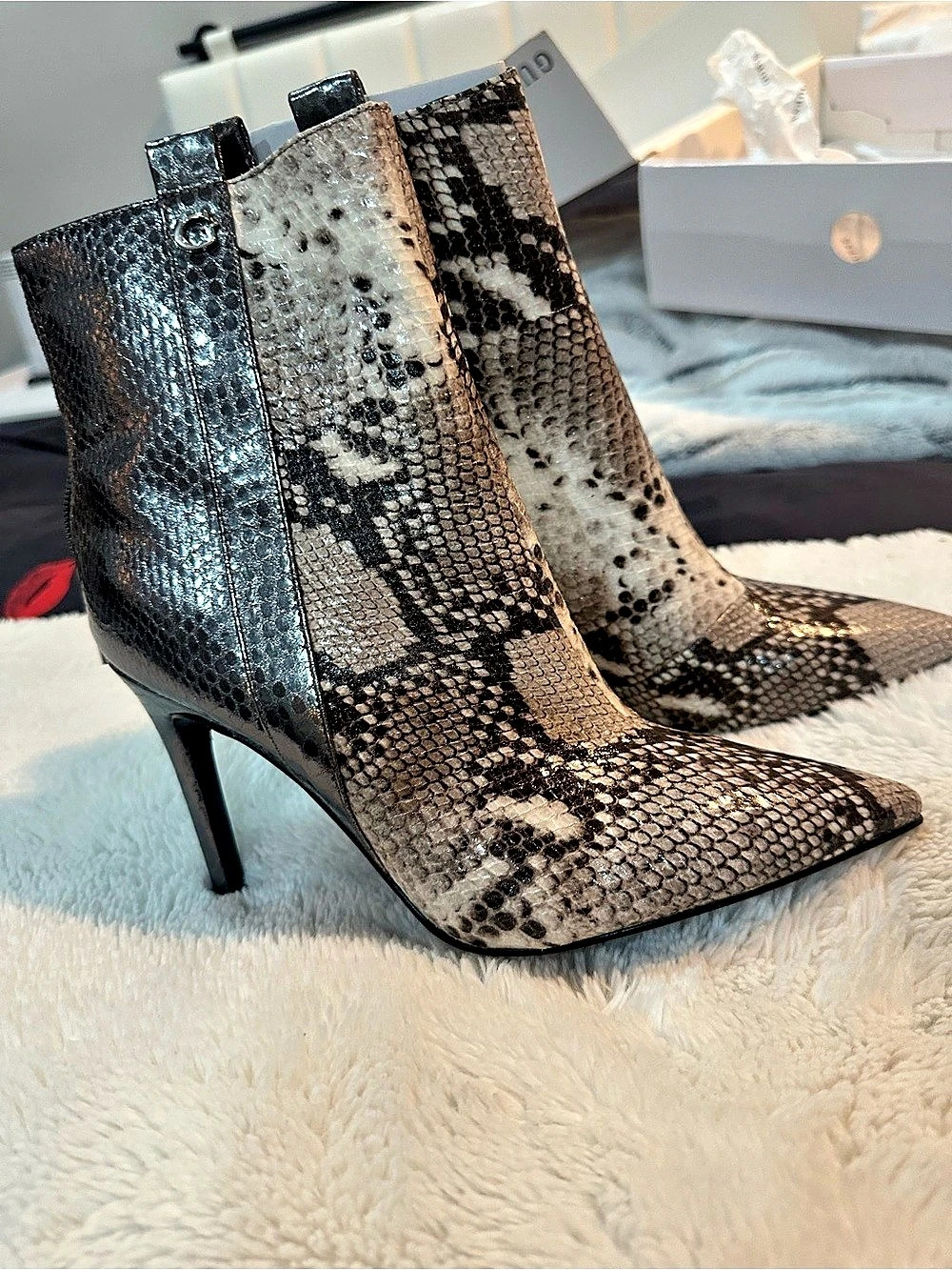 GUESS Wurlie Western Bootie Black & Gray Snakeskin Heeled Boots